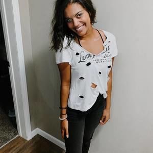 Meet your Posher, Asiah